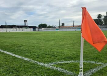 Prefeitura de João Pessoa entrega novo gramado do Estádio Wilsão, em Mangabeira, neste sábado