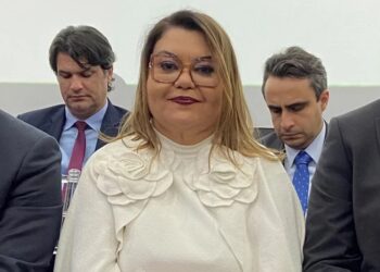 Janaína Andrade toma posse e se torna a primeira mulher a chefiar o MPF-PB