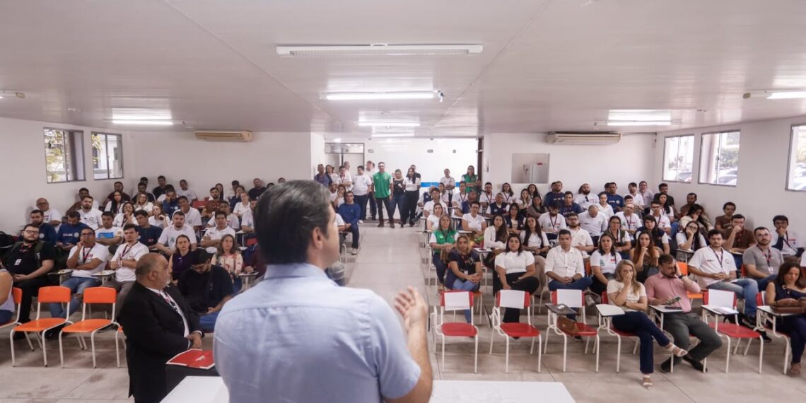 Leo Bezerra abre capacitação de aprovados em concurso e fortalece equipe de combate às endemias em João Pessoa
