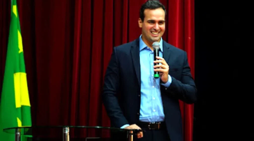 Lucas copia Bolsonaro e Collor na estratégia de fugir de debates e sabatinas