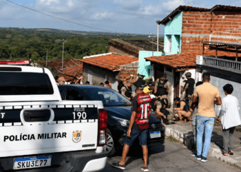 Polícia Militar realiza megaoperação contra roubos, furtos e tráfico no Centro de João Pessoa