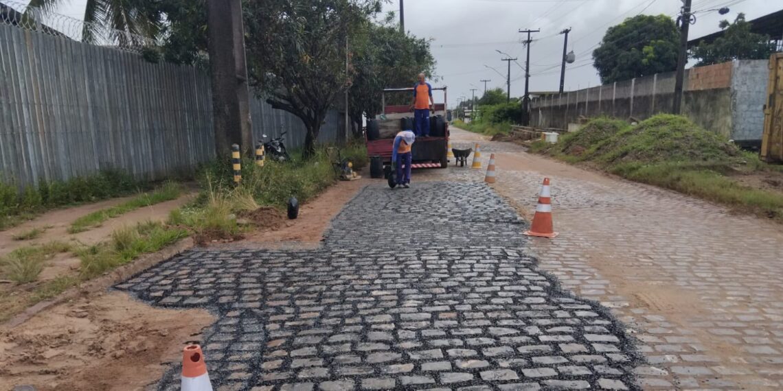 Seinfra inicia semana com serviços da Operação Tapa-Buraco em 48 bairros