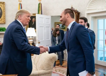 Governo Trump concede green card a Eduardo Bolsonaro