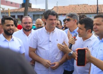 Leo Bezerra inaugura Parque Linear II do Valentina com estrutura completa e destaca investimentos no bairro