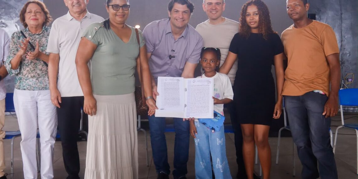 Leo Bezerra amplia programa ‘Compra Assistida’ e garante casa própria para mais 30 famílias