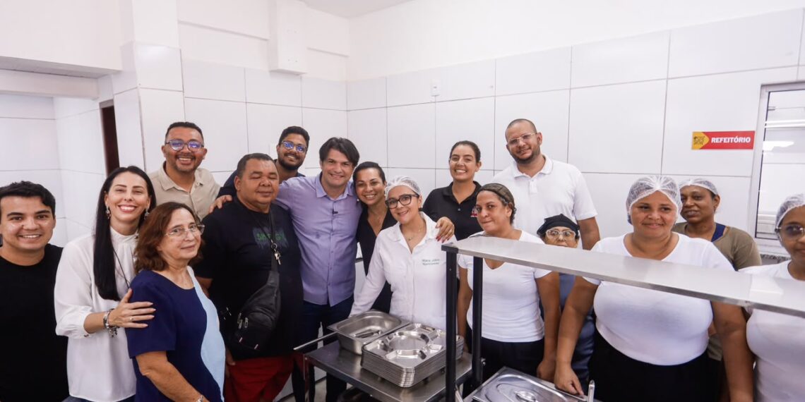Leo Bezerra entrega Cozinha Comunitária do Timbó para reforçar o programa ‘Bora Comer’, com mais de 10 mil refeições diárias