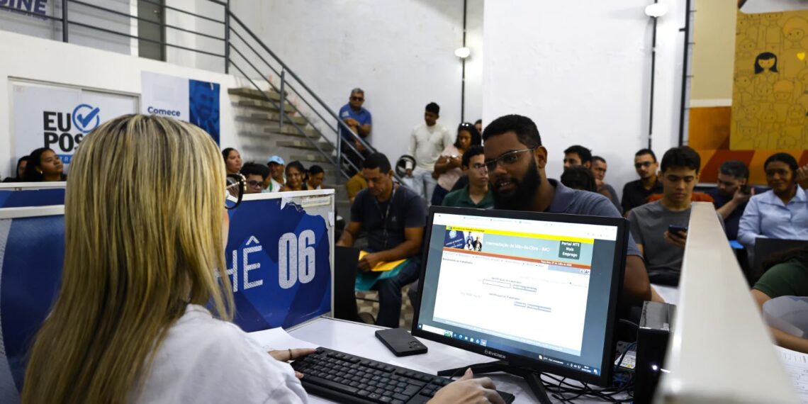 Leo Bezerra entrega Cozinha Comunitária do Timbó para reforçar o programa ‘Bora Comer’, com mais de 10 mil refeições diárias