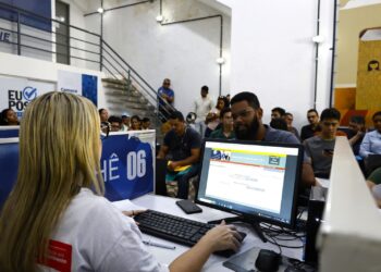 Leo Bezerra entrega Cozinha Comunitária do Timbó para reforçar o programa ‘Bora Comer’, com mais de 10 mil refeições diárias