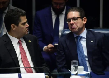 O líder político mais rejeitado do Brasil, segundo nova pesquisa AtlasIntel… Leia mais em https://www.cartacapital.com.br/politica/o-lider-politico-mais-rejeitado-do-brasil-segundo-nova-pesquisa-atlasintel/. O conteúdo de CartaCapital está protegido pela legislação brasileira sobre direito autoral. Essa defesa é necessária para manter o jornalismo corajoso e transparente de CartaCapital vivo e acessível a todos