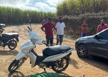 Menor suspeito de matar homem em hotel se apresenta e alega extorsão