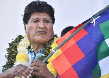 URGENTE: Ministério Público da Bolívia determina captura de Evo Morales