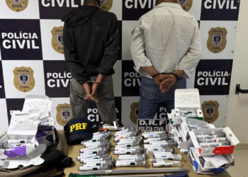 Dupla é presa e canetas emagrecedoras são apreendidas pela Polícia Civil
