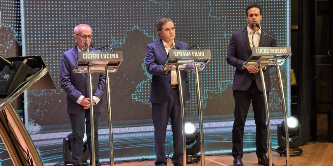 Cícero, Lucas e Efraim encerram debate com ataques, promessas e recados ao eleitor