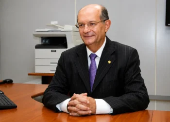 Desembargador Aluízio Bezerra será homenageado com Medalha Exército Brasileiro