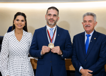 Assembleia concede medalha Epitácio Pessoa ao engenheiro Rômulo Soares Polari Filho