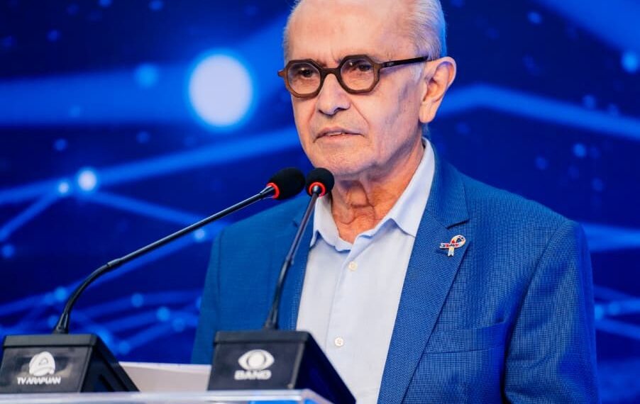 Cicero assume compromisso para Passe Livre para todos os alunos das redes públicas