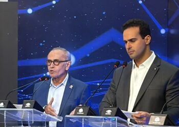 Troca de acusações entre Cícero e Lucas marca 1º bloco do debate da TV Arapuan