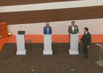 TV Master realiza debate sem Lucas Ribeiro, e Cícero e Efraim criticam ausência do governador