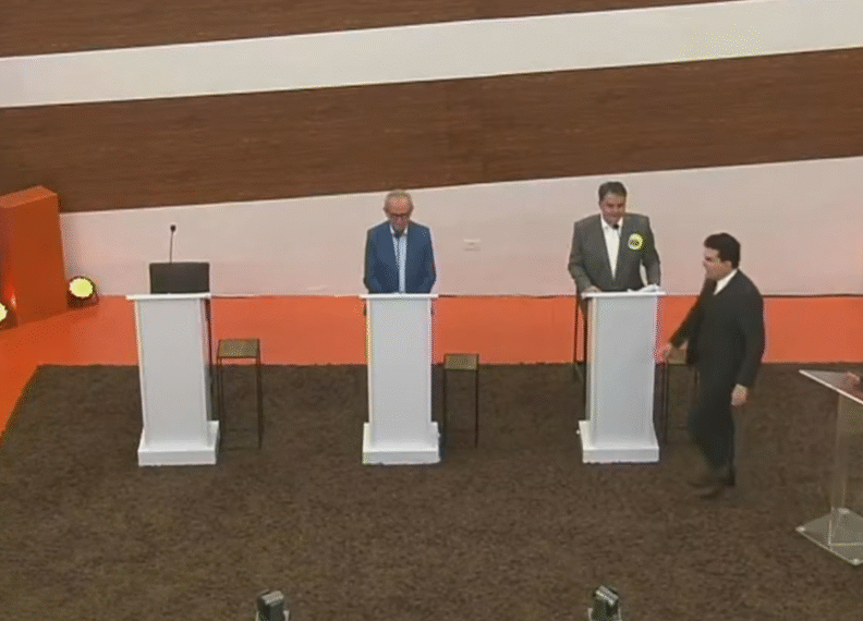 TV Master realiza debate sem Lucas Ribeiro, e Cícero e Efraim criticam ausência do governador
