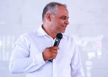 Prefeito de Cabedelo garante pagamento de julho a terceirizados e assegura serviços essenciais