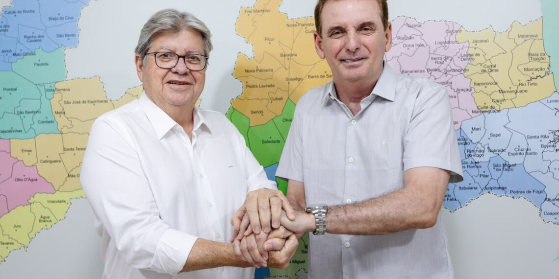 João Azevêdo anuncia Chico Mendes e Roberto Franca como suplentes ao Senado