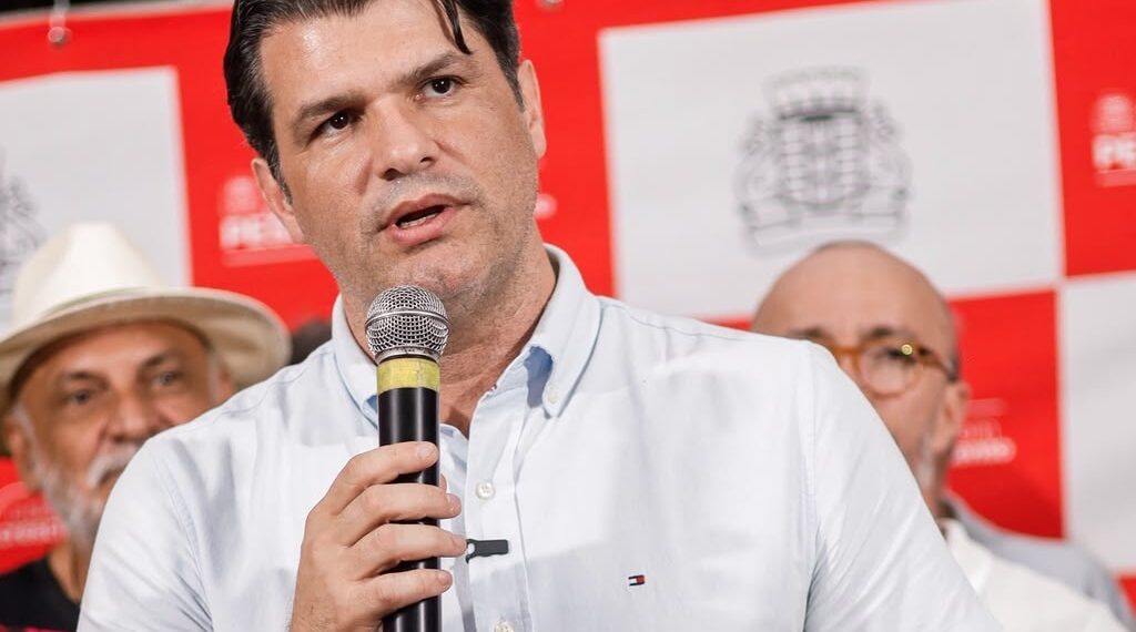 Leo Bezerra entrega 3ª Academia da Cidade e prepara expansão do projeto na Capital