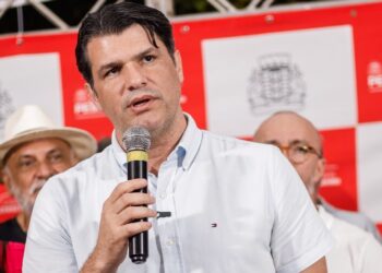 Leo Bezerra entrega 3ª Academia da Cidade e prepara expansão do projeto na Capital