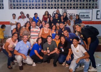 Leo Bezerra reúne 4ª e 12ª regiões no ‘Você Prefeito’, destaca R$ 313 milhões em obras e acolhe novas demandas da população