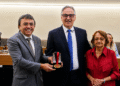 ALPB homenageia ex-prefeito de Cajazeiras Zerinho Rodrigues e o empresário José Arlan