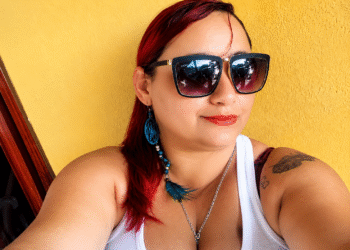 Mulher de 35 anos é morta a tiros dentro de casa durante a madrugada em Pedras de Fogo