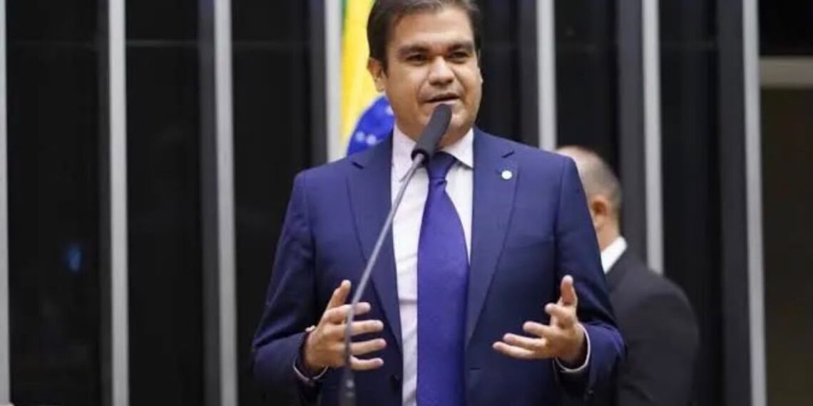 Mersinho Lucena destaca avanço de projeto que amplia destinação social de imóveis do INSS