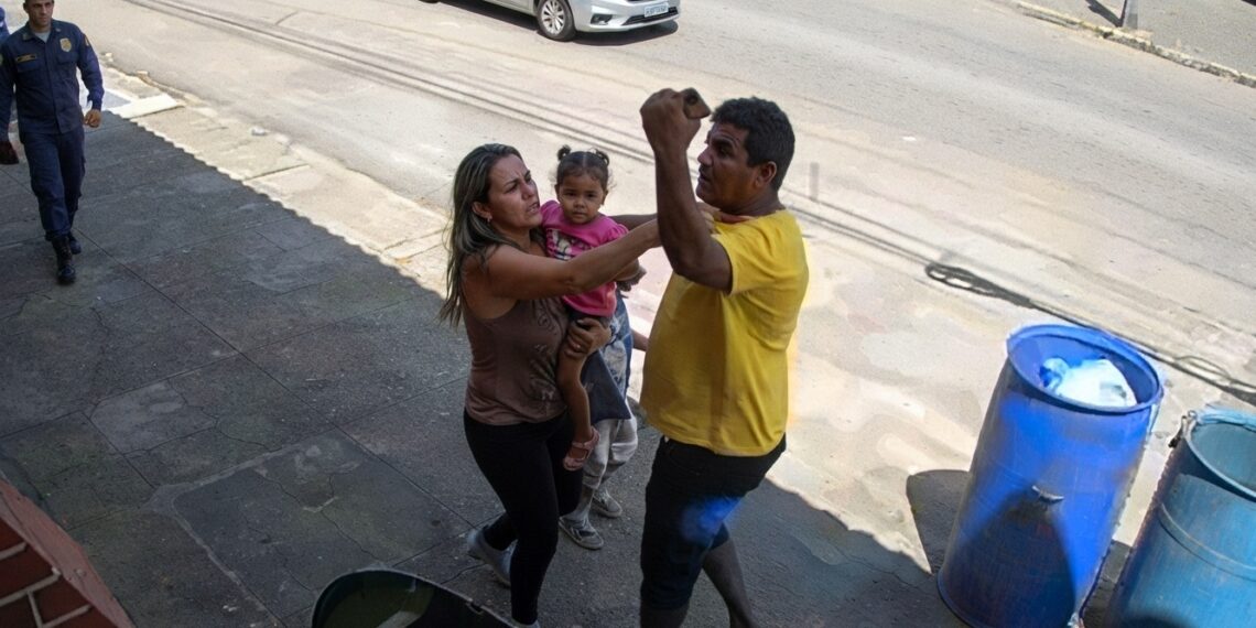 Mulher é presa suspeita de integrar grupo especializado em assaltos a residências em João Pessoa
