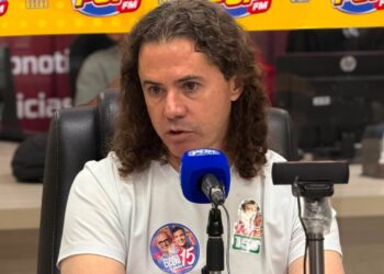 Veneziano desafia Nabor e Hugo a renunciarem às candidaturas caso provem que prefeitos são intimados pelo TCU por meio de Vitalzinho em busca de apoios