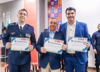 Leo Bezerra participa da formação de 51 novos guardas-civis metropolitanos e anuncia convocação a partir de setembro
