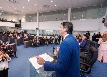 Leo Bezerra reforça parceria entre Prefeitura e Câmara Municipal na abertura dos trabalhos legislativos