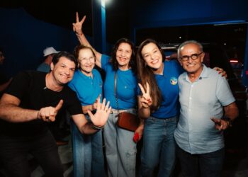 Cícero inicia oficialmente campanha ao Governo da Paraíba com adesivagem em João Pessoa