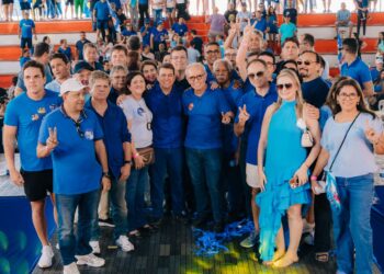 Cícero inicia oficialmente campanha ao Governo da Paraíba com adesivagem em João Pessoa