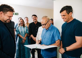 Carta-compromisso: Cícero garante interiorizar rede oncológica e fazer do enfrentamento ao câncer uma prioridade na saúde pública da Paraíba