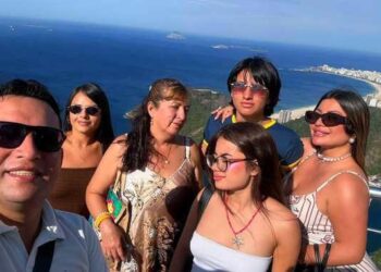 O último passeio de metade da minha família: parente de colombianas mortas em queda de helicóptero posta fotos e homenagem