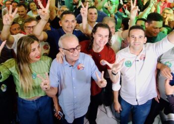 Dr Jhony diz que ninguém trouxe mais recursos para a PB do que Veneziano