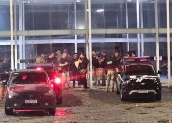 Operação policial cumpre 30 mandados contra suspeitos de tráfico e homicídios