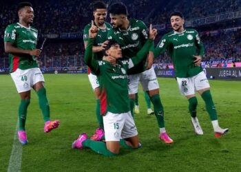 Gómez marca, Palmeiras vence o Cerro e avança às quartas da Libertadores