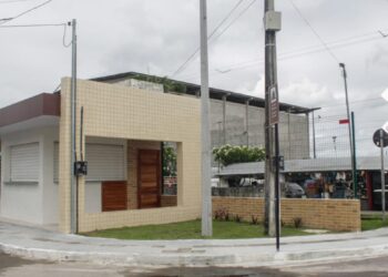 Prefeitura de Cabedelo entrega quiosques e salas comerciais na Rua da Balsa e estimula emprego e renda