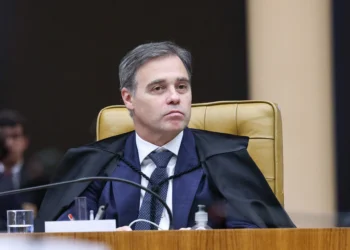 André Mendonça será relator de recurso de Dinho no TSE