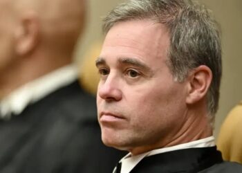 Mendonça acusa Moraes de direcionar investigação no STF