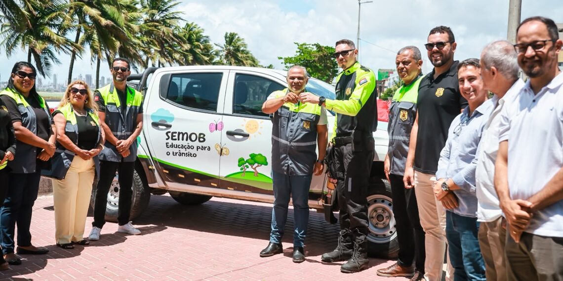 Cabedelo abre Semana Nacional de Trânsito com ações educativas e entrega veículo à Semob