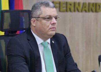 TJPB já tem maioria para manter Edvaldo Neto afastado do cargo, mas defesa recorre a manobra e adia julgamento