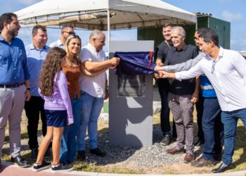 Prefeitura de Cabedelo entrega urbanização do calçadão da Rua Jair Cunha Cavalcante, no Jacaré
