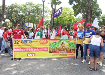 Grito dos Excluídos reúne manifestantes em João Pessoa em defesa da moradia e contra a violência