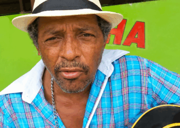 Nelson Roberto, José Orlando, Ronaldo Rossi e Banda Labaredas embalam público no 5º Bregaribe